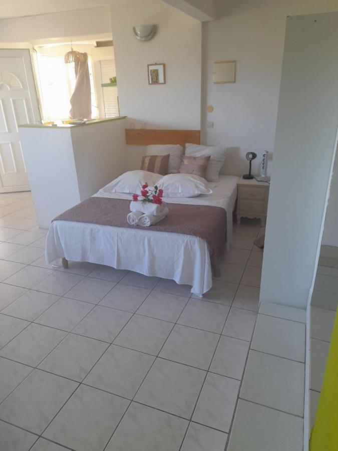 Coconing Logements Studios Et Maisons Sainte-Anne  Εξωτερικό φωτογραφία