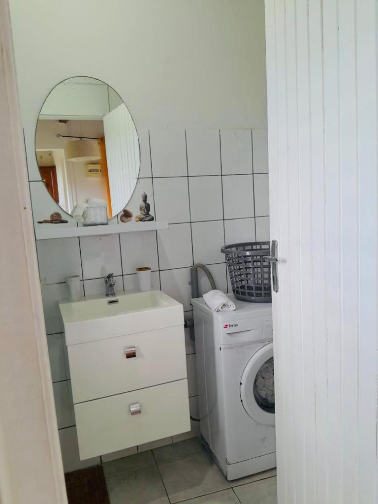 Coconing Logements Studios Et Maisons Sainte-Anne  Εξωτερικό φωτογραφία
