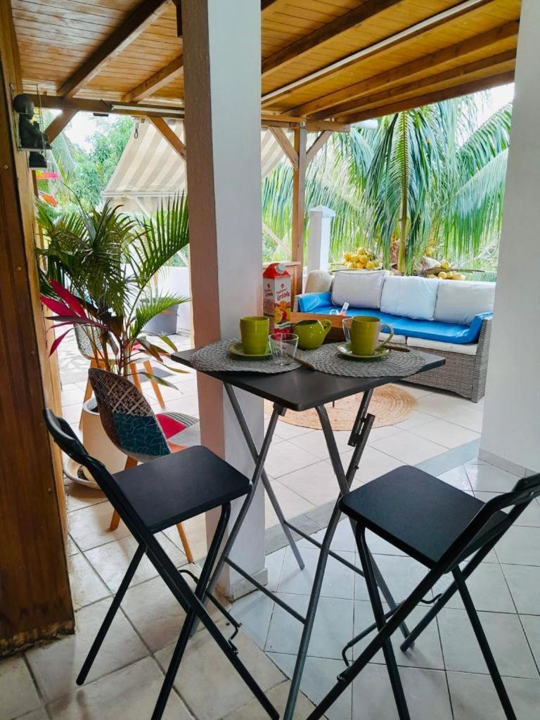Coconing Logements Studios Et Maisons Sainte-Anne  Εξωτερικό φωτογραφία